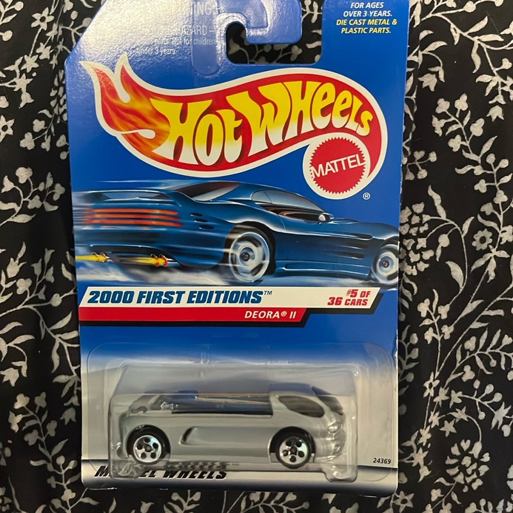 2000 first editions - #5/36